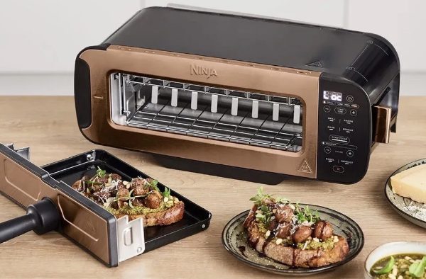 Ninja Deluxe Black & Copper Edition Toaster + Kettle Bundle